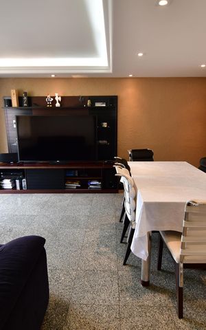 Apartamento à venda com 78m², 2 quartos e 2 vagasSala