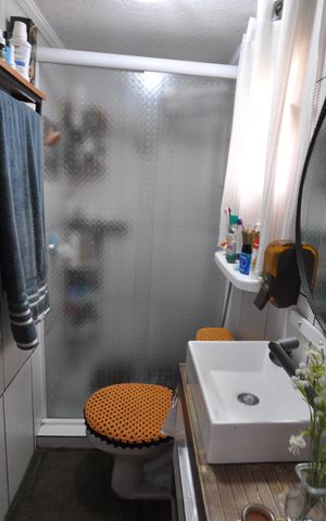 Casa à venda com 150m², 4 quartos e 2 vagasBanheiro - Loft