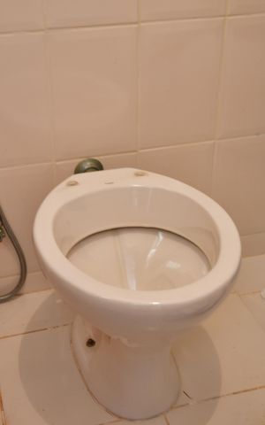 Casa à venda com 200m², 3 quartos e 2 vagasBanheiro de serviço