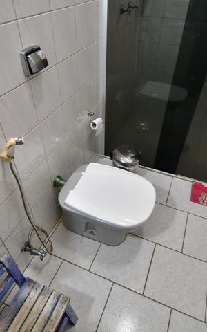 Casa à venda com 200m², 3 quartos e 2 vagasBanheiro