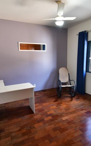 Casa à venda com 200m², 3 quartos e 2 vagasQuarto 2