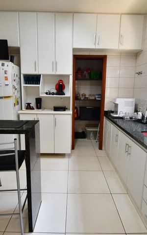 Casa à venda com 200m², 3 quartos e 2 vagasCozinha
