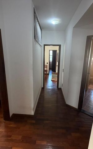 Apartamento à venda com 270m², 3 quartos e 2 vagas Apartamento à venda com 270m², 3 quartos e 2 vagasCorredor