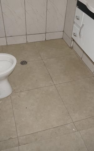 Casa para alugar com 80m², 2 quartos e 1 vagaBanheiro