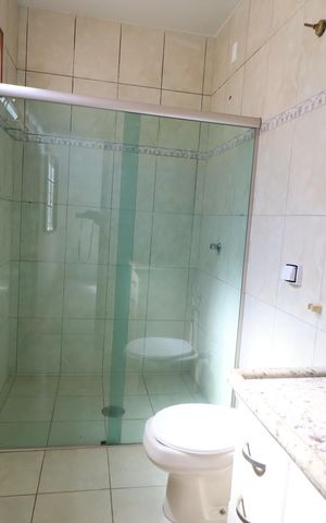 Casa para alugar com 175m², 3 quartos e 2 vagasBanheiro do Quarto 2