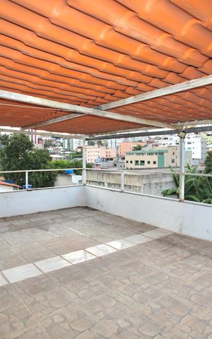 Casa para alugar com 120m², 2 quartos e 1 vaga Casa para alugar com 120m², 2 quartos e 1 vagaÁrea externa