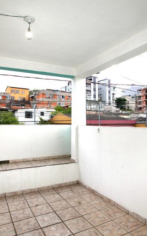 Casa para alugar com 120m², 2 quartos e 1 vaga Casa para alugar com 120m², 2 quartos e 1 vagaVaranda