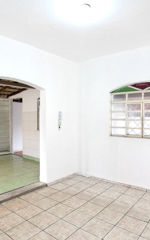 Casa para alugar com 120m², 2 quartos e 1 vaga Casa para alugar com 120m², 2 quartos e 1 vagaSala