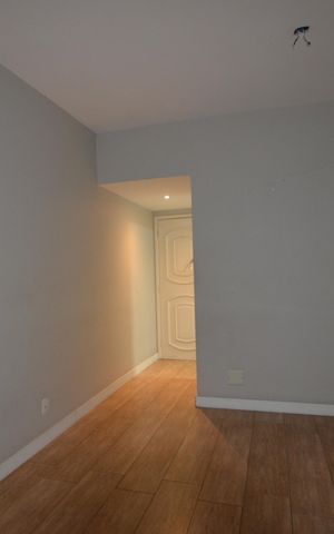 Apartamento à venda com 67m², 1 quarto e 2 vagasSala