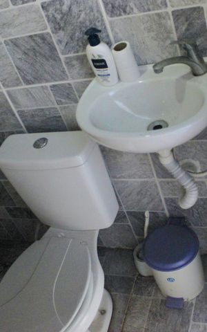Casa à venda com 340m², 3 quartos e 2 vagasBanheiro do terraço 