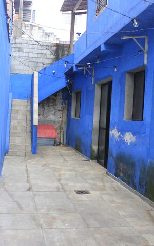 Casa à venda com 340m², 3 quartos e 2 vagasQuintal e garagem 