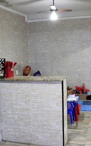 Casa à venda com 340m², 3 quartos e 2 vagasCozinha 