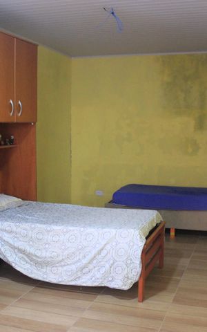 Casa à venda com 340m², 3 quartos e 2 vagasQuarto 2