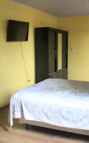 Casa à venda com 340m², 3 quartos e 2 vagasSuíte 