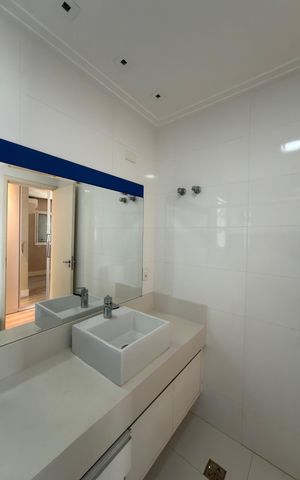 Apartamento para alugar com 200m², 3 quartos e 3 vagas Apartamento para alugar com 200m², 3 quartos e 3 vagasBanheiro Suíte 1