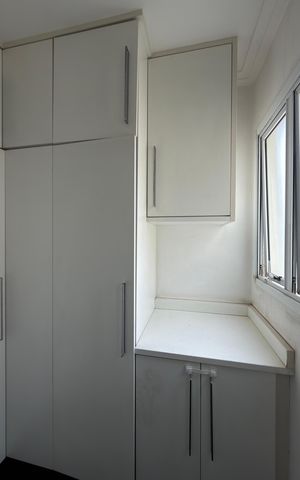 Apartamento para alugar com 200m², 3 quartos e 3 vagas Apartamento para alugar com 200m², 3 quartos e 3 vagasDespensa