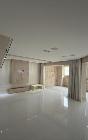 Apartamento para alugar com 200m², 3 quartos e 3 vagas Apartamento para alugar com 200m², 3 quartos e 3 vagasSala