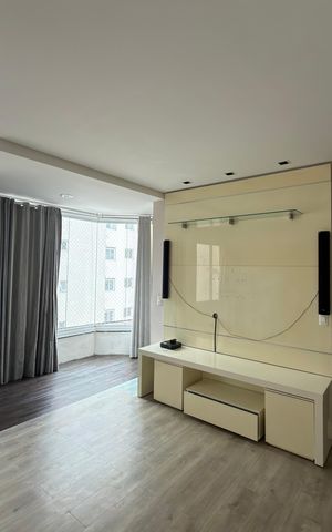 Apartamento para alugar com 200m², 3 quartos e 3 vagas Apartamento para alugar com 200m², 3 quartos e 3 vagasSala 2