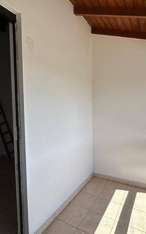Casa para alugar com 80m², 2 quartos e 1 vaga Casa para alugar com 80m², 2 quartos e 1 vagaQuarto 2 Varanda