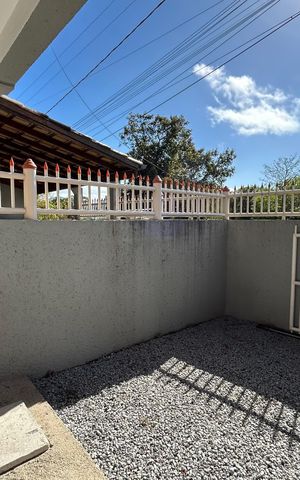 Casa para alugar com 80m², 2 quartos e 1 vaga Casa para alugar com 80m², 2 quartos e 1 vagaÁrea de Serviço