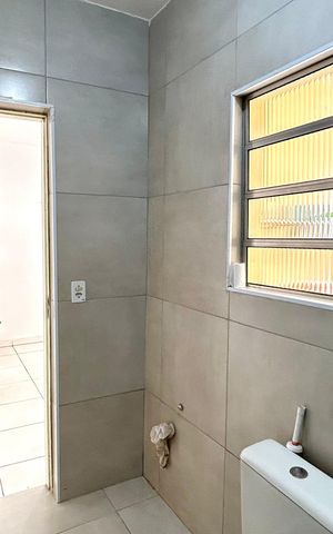 Casa à venda com 125m², 2 quartos e 1 vaga Casa à venda com 125m², 2 quartos e 1 vagaBanheiro 1
