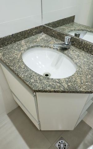 Apartamento para alugar com 57m², 2 quartos e 1 vaga Apartamento para alugar com 57m², 2 quartos e 1 vagaBanheiro