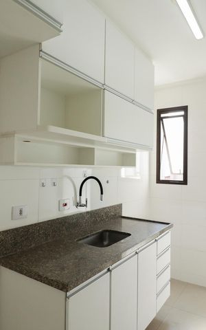 Apartamento para alugar com 57m², 2 quartos e 1 vaga Apartamento para alugar com 57m², 2 quartos e 1 vagaCozinha e Área de Serviço