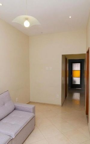 Casa à venda com 70m², 2 quartos e sem vaga Casa à venda com 70m², 2 quartos e sem vagaSala