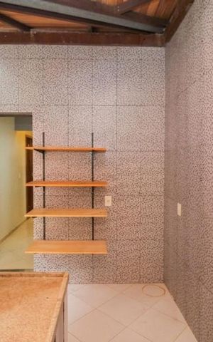 Casa à venda com 70m², 2 quartos e sem vaga Casa à venda com 70m², 2 quartos e sem vagaCozinha