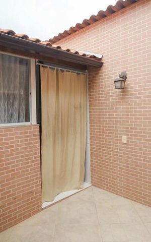 Casa à venda com 70m², 2 quartos e sem vaga Casa à venda com 70m², 2 quartos e sem vagaÁrea externa