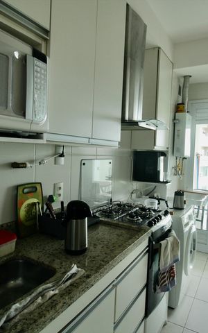 Apartamento para alugar com 76m², 2 quartos e 1 vagaCozinha e Área de Serviço