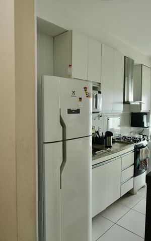 Apartamento para alugar com 76m², 2 quartos e 1 vagaCozinha e Área de Serviço