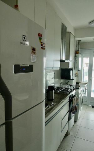 Apartamento para alugar com 76m², 2 quartos e 1 vagaCozinha e Área de Serviço