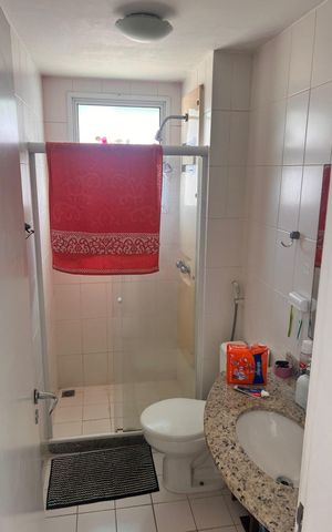 Apartamento à venda com 77m², 2 quartos e 1 vagaBanheiro