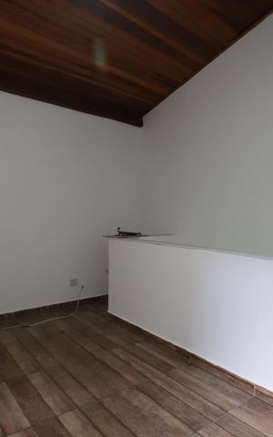 Casa para alugar com 80m², 2 quartos e 1 vagaSala
