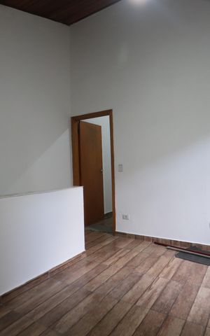 Casa para alugar com 80m², 2 quartos e 1 vagaSala