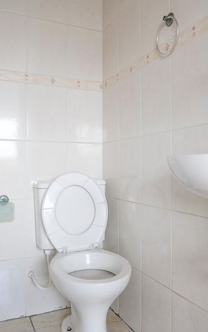 Casa para alugar com 90m², 2 quartos e 1 vagaÁrea de serviço