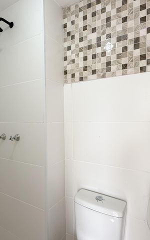Apartamento à venda com 37m², 2 quartos e 2 vagas Apartamento à venda com 37m², 2 quartos e 2 vagasBanheiro