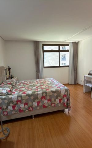 Apartamento à venda com 162m², 4 quartos e 2 vagas Apartamento à venda com 162m², 4 quartos e 2 vagasQuarto 3
