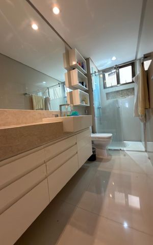 Apartamento à venda com 162m², 4 quartos e 2 vagas Apartamento à venda com 162m², 4 quartos e 2 vagasBanheiro 3