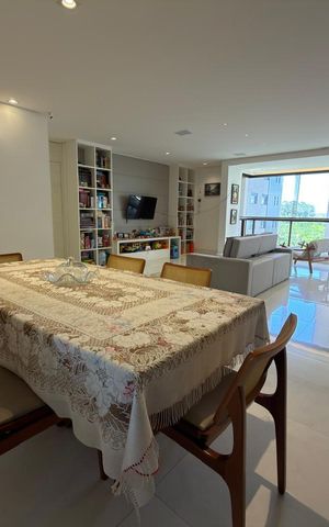 Apartamento à venda com 162m², 4 quartos e 2 vagas Apartamento à venda com 162m², 4 quartos e 2 vagasSala e copa