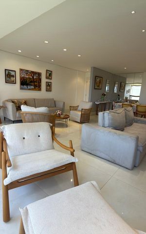 Apartamento à venda com 162m², 4 quartos e 2 vagas Apartamento à venda com 162m², 4 quartos e 2 vagasSala e copa