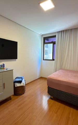 Apartamento à venda com 162m², 4 quartos e 2 vagas Apartamento à venda com 162m², 4 quartos e 2 vagasQuarto 1