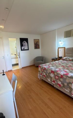 Apartamento à venda com 162m², 4 quartos e 2 vagas Apartamento à venda com 162m², 4 quartos e 2 vagasQuarto 3