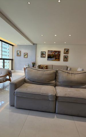 Apartamento à venda com 162m², 4 quartos e 2 vagas Apartamento à venda com 162m², 4 quartos e 2 vagasSala e copa