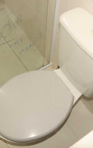 Casa de condomínio para alugar com 114m², 3 quartos e 1 vagaBanheiro Social