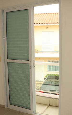 Casa de condomínio para alugar com 114m², 3 quartos e 1 vagaSuíte