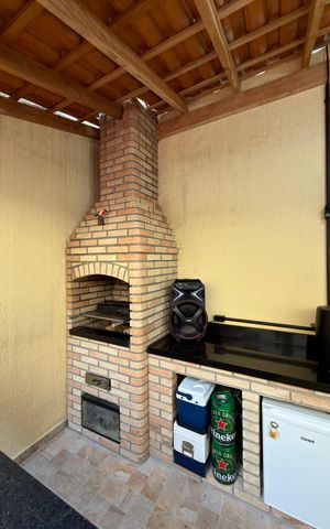 Casa para alugar com 190m², 3 quartos e 2 vagas Casa para alugar com 190m², 3 quartos e 2 vagasEspaço Gourmet