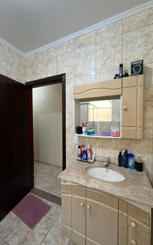 Casa para alugar com 190m², 3 quartos e 2 vagas Casa para alugar com 190m², 3 quartos e 2 vagasBanheiro Social 2