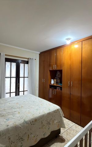 Casa para alugar com 190m², 3 quartos e 2 vagas Casa para alugar com 190m², 3 quartos e 2 vagasQuarto 1 - Suíte